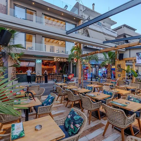 Ξενοδοχείο με διαμερίσματα Soho Seafront