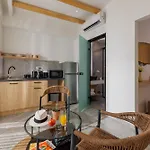 Soho Seafront 公寓式酒店