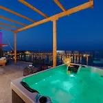 Soho Seafront 公寓式酒店