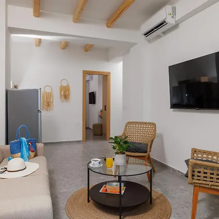 Soho Seafront Apart Otel Hersonissos (Crete)