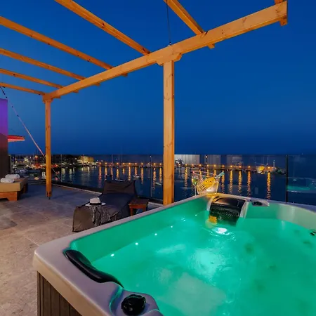 Soho Seafront Appart hôtel