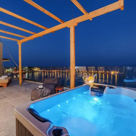 Soho Seafront Apart Otel Hersonissos (Crete)