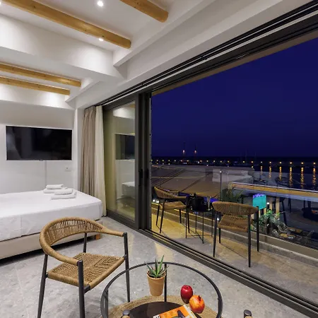 Soho Seafront Apart Otel