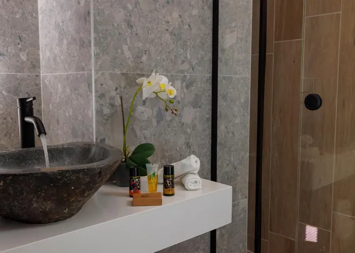 Soho Seafront Appart hôtel