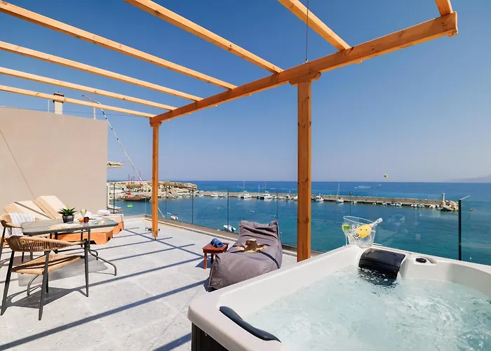 Soho Seafront Appart hôtel