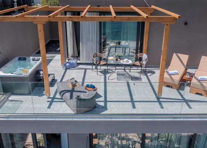 Soho Seafront Appart hôtel