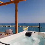 Soho Seafront Χερσόνησος