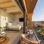 Soho Seafront Ξενοδοχείο με διαμερίσματα 4*